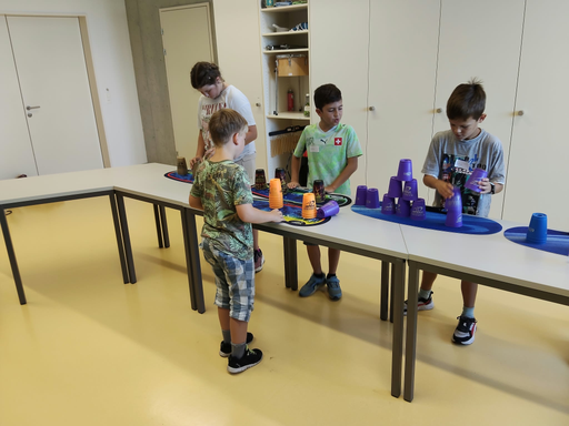 Sport_Stacking